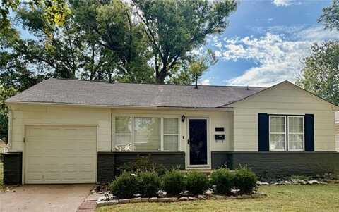 4679 S Trenton Avenue, Tulsa, OK 74105