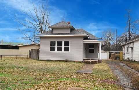 428 N K Street W, Muskogee, OK 74403