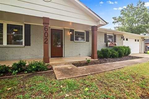602 Rosewood Court, Claremore, OK 74017