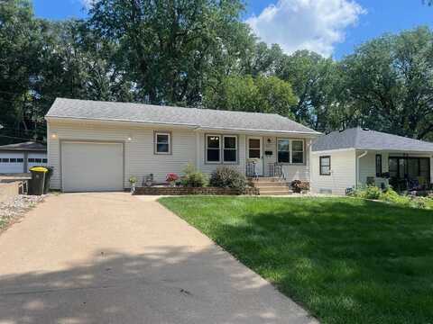 3616 VIRGINIA STREET, Sioux City, IA 51104