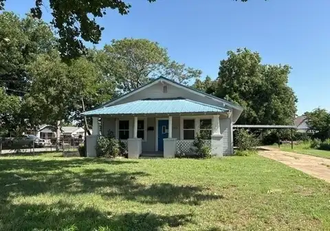 235 W Polk Street, Mangum, OK 73554