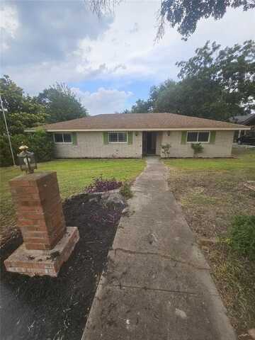 849 Arlington Drive, Woodway, TX 76712