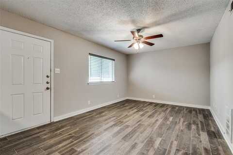 2211 W Hickory Street, Denton, TX 76201