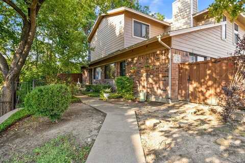 5744 Cedar Creek Drive, Benbrook, TX 76109