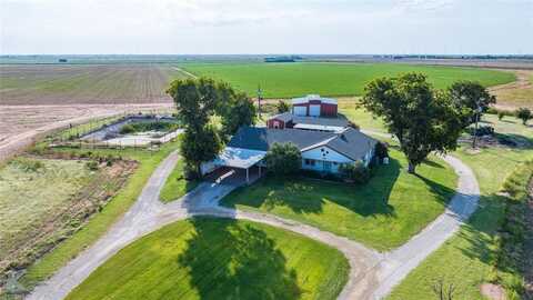7495 E Tx-222 Highway, Munday, TX 76371