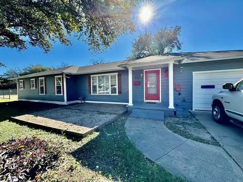 216 Bluebonnett Drive, Marlin, TX 76661