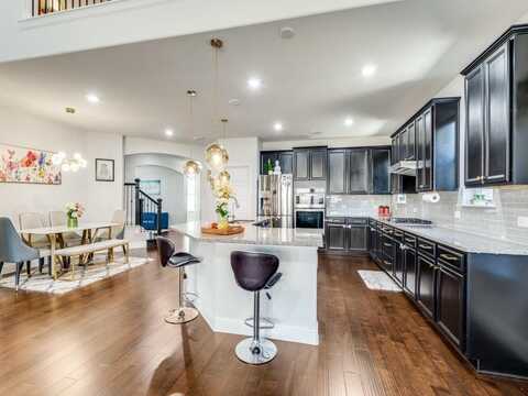 3253 Lakewood Bluffs Trail, Lewisville, TX 75010