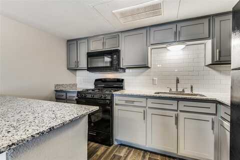 2211 W Hickory Street, Denton, TX 76201