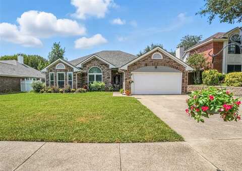1913 Windsor Drive, Mesquite, TX 75181