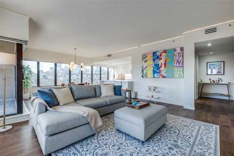 3030 Mckinney Avenue, Dallas, TX 75204
