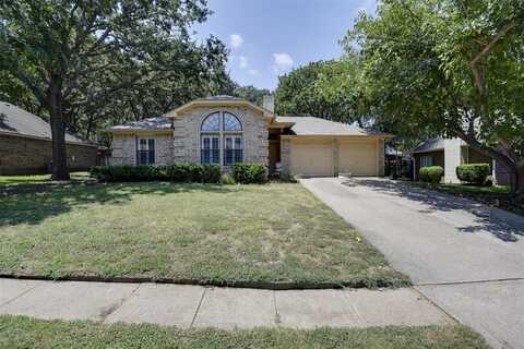 1605 Woodpath Drive, Euless, TX 76039