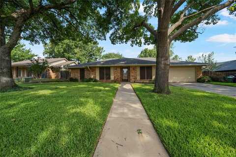 2520 Bowling Green Street, Denton, TX 76201