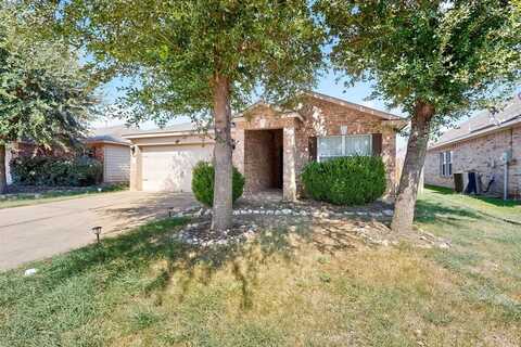 10045 Quail Glen Drive, Fort Worth, TX 76140