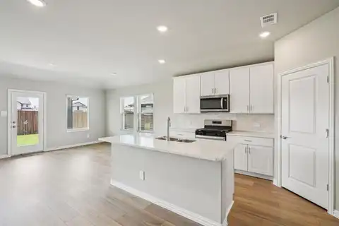 512 Midnight Oak Drive, McKinney, TX 75069