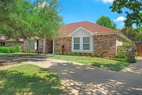 708 Gunnison Court, Arlington, TX 76006