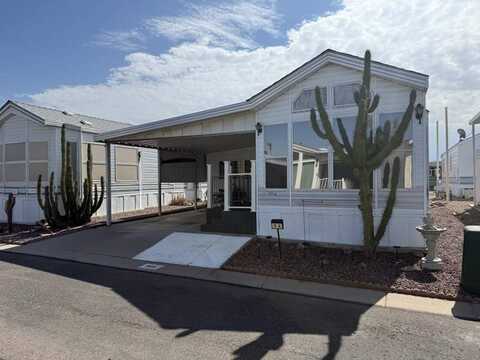 702 S. Meridian Rd., Apache Junction, AZ 85120
