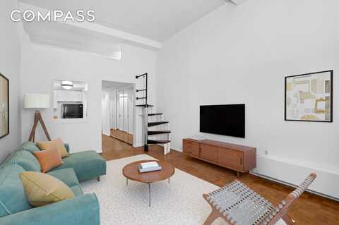 372 Fifth Avenue, New York, NY 10018