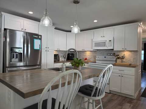 14602 Paul Revere Loop, North Fort Myers, FL 33917