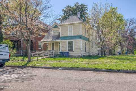 516 S Jackson Avenue, Joplin, MO 64801