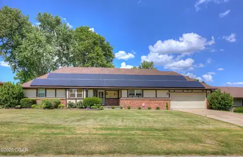 1911 E 35th Street, Joplin, MO 64804