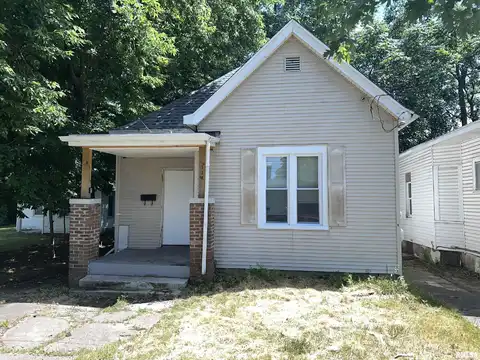 114 E MAYWOOD Avenue, Peoria, IL 61603