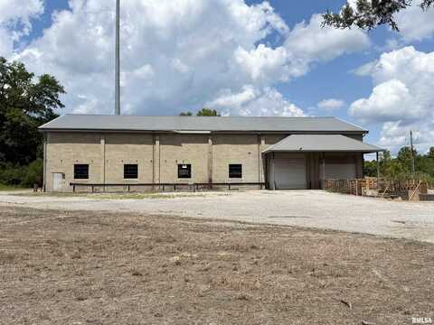 300 W Longstreet Road, Marion, IL 62959