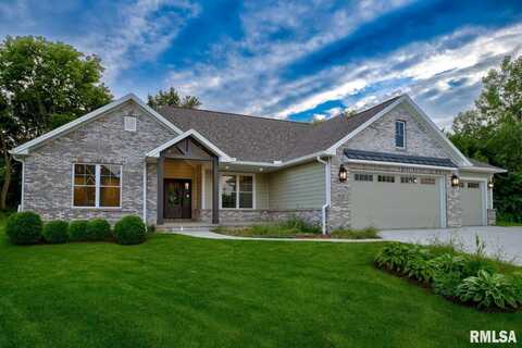 3018 W Pilgrims Way, Peoria, IL 61615