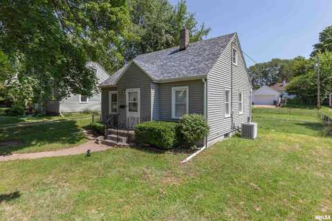 3413 FILLMORE Street, Davenport, IA 52806