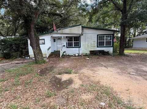 6613 Cedar St, Milton, FL 32570
