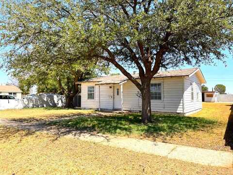1510 Club Dr, Midland, TX 79701