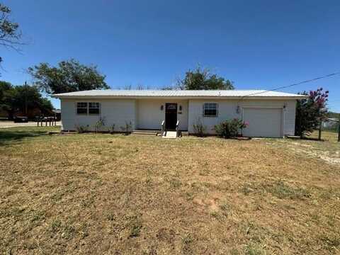 302 S Reeves St, Loraine, TX 79512