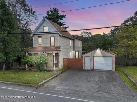 219 Summit Avenue, Pocono Summit, PA 18346
