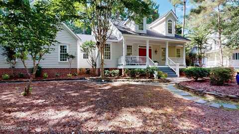 15 Gingham Lane, Pinehurst, NC 28374