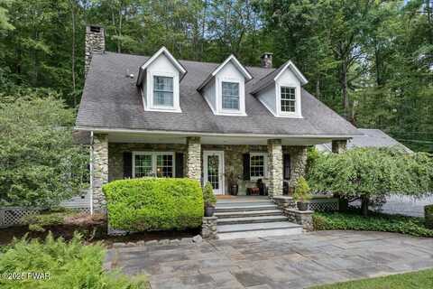 110 Stone Hill Drive, Milford, PA 18337