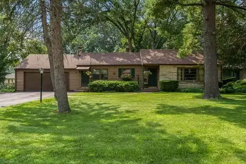 1811 HILLCREST, ROCKFORD, IL 61108