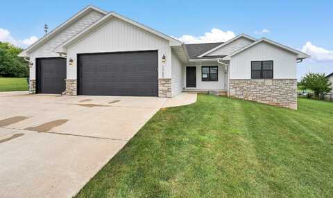 1755 SWISS ALPS Court, GREENLEAF, WI 54126