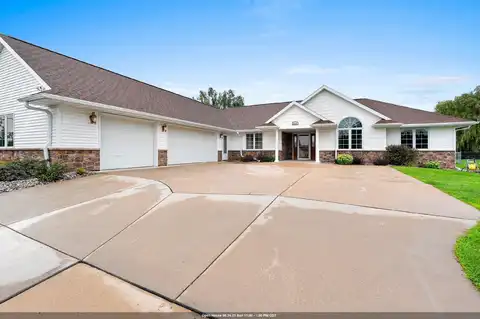 2830 BELLE PLANE Road, GREEN BAY, WI 54313