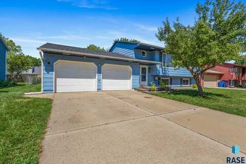 6608 W 53rd St, Sioux Falls, SD 57106