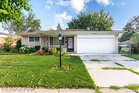 2704 Berkshire Drive, Troy, MI 48083