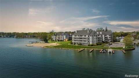 3565 Port Cove Drive, Waterford, MI 48328