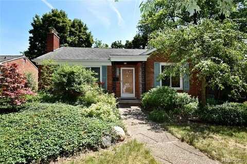 2440 Ferncliff Avenue, Royal Oak, MI 48073