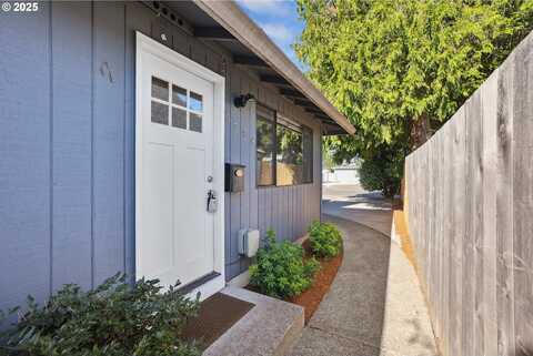 5724 SE 83RD AVE, Portland, OR 97266