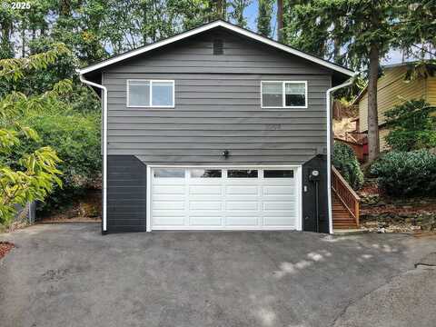 1002 N 1ST ST, Kalama, WA 98625