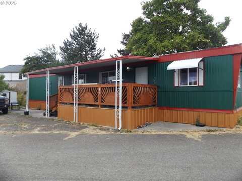 2071 NE STEPHENS ST, Roseburg, OR 97470