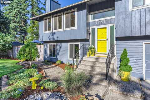 13523 SE MAPLE LN, Milwaukie, OR 97222