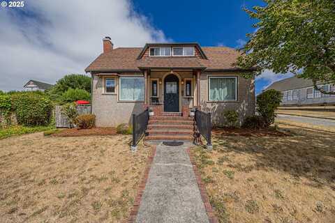 590 E 2ND ST, Coquille, OR 97423