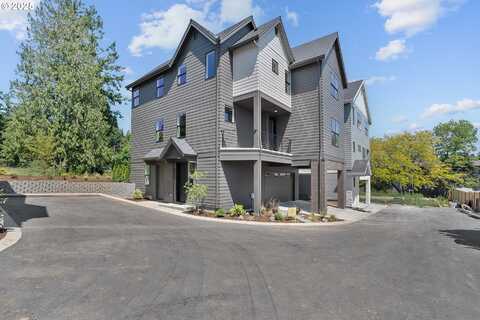 6026 SW 18TH DR, Portland, OR 97239