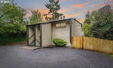 401 LINN AVE, Oregon City, OR 97045