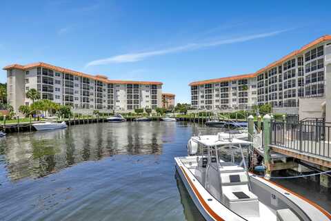 2871 N Ocean Boulevard, Boca Raton, FL 33431