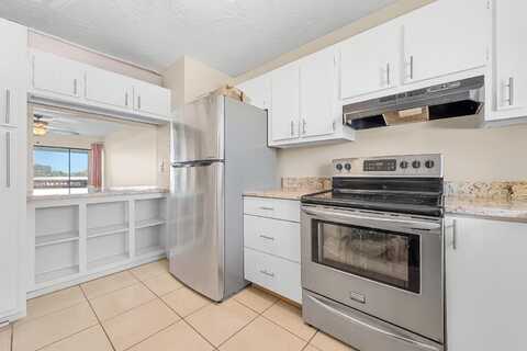 1901 W Woolbright Road, Boynton Beach, FL 33426